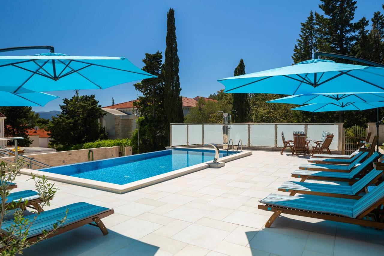 Villa Aqua - Adults Only โบล ภายนอก รูปภาพ
