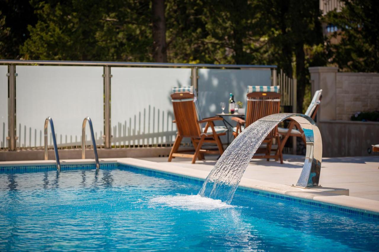 Villa Aqua - Adults Only โบล ภายนอก รูปภาพ