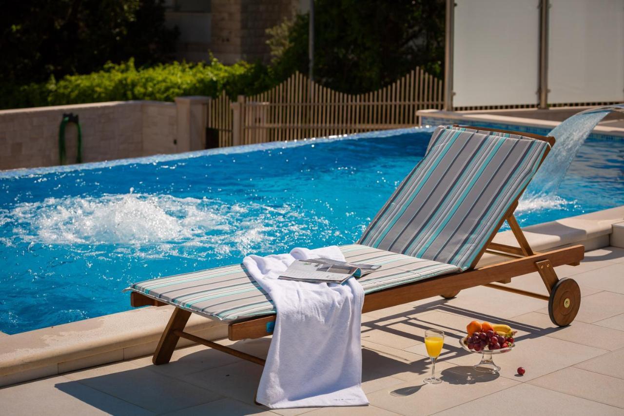 Villa Aqua - Adults Only โบล ภายนอก รูปภาพ