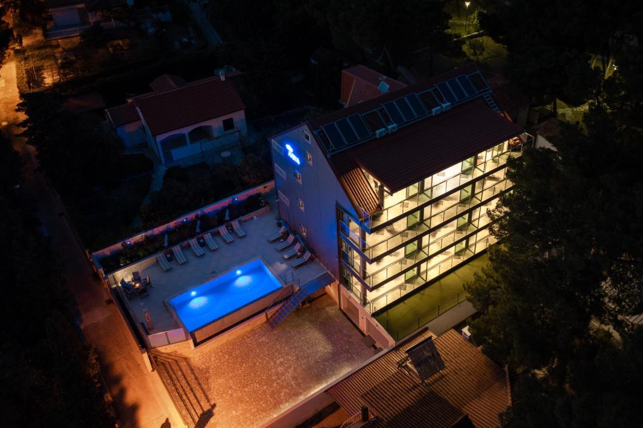 Villa Aqua - Adults Only โบล ภายนอก รูปภาพ