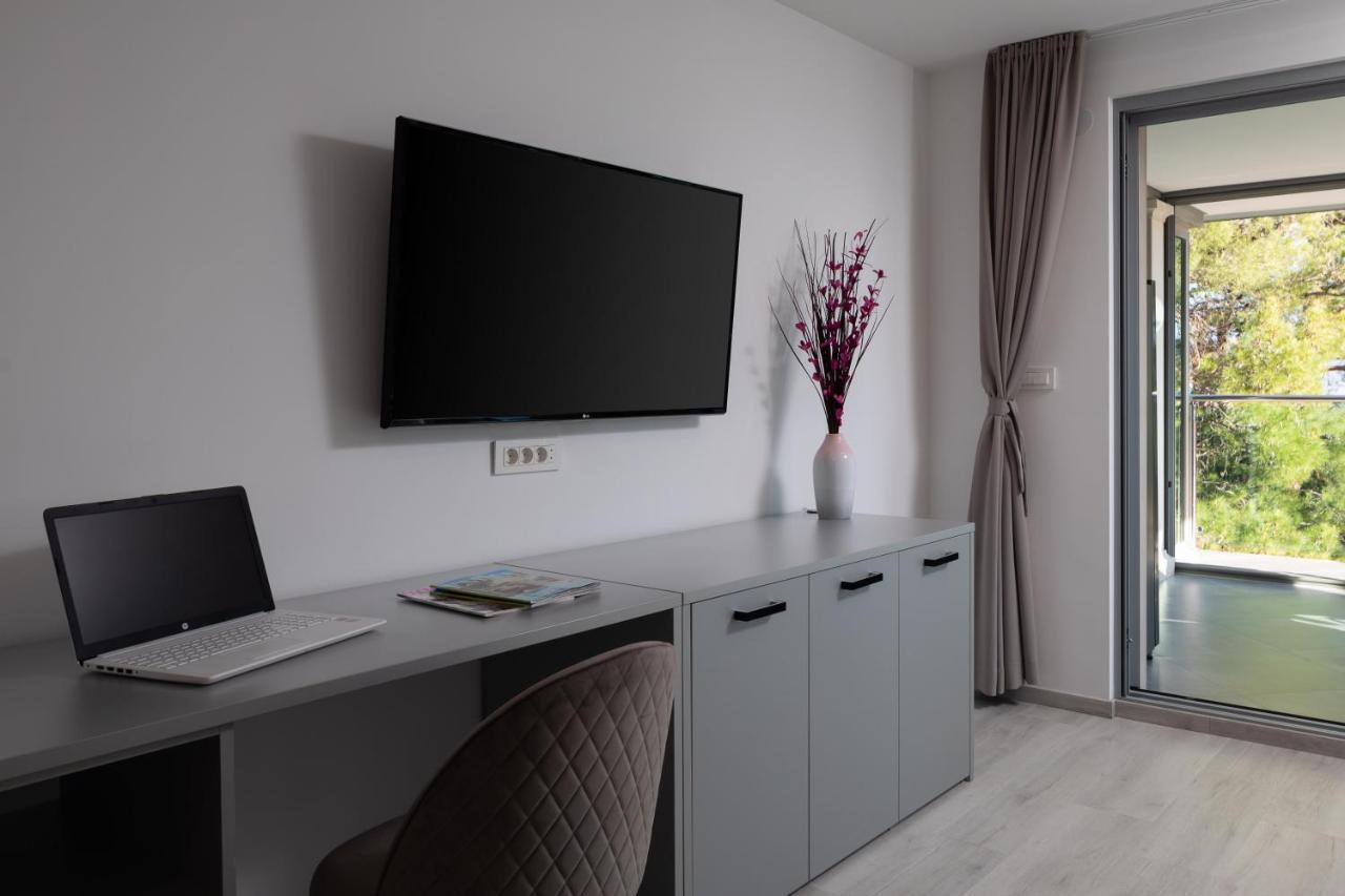 Villa Aqua - Adults Only โบล ภายนอก รูปภาพ