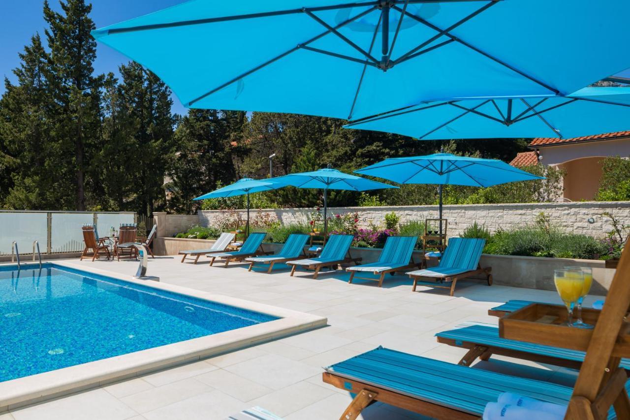 Villa Aqua - Adults Only โบล ภายนอก รูปภาพ